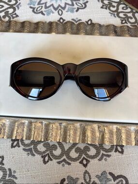 Gianni Versace 617 vintage sunglasses brown